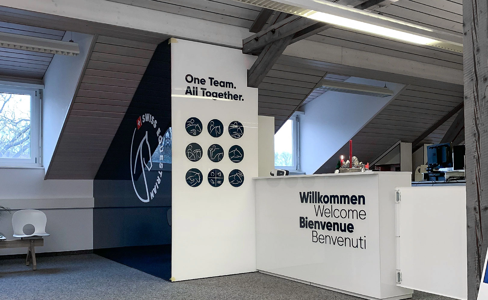 e621 - IMG_3786Swiss Equestrian_e621Werbeagentur_in_Bern_Realisiert_den_Umbau_der_Receoption_des_Schweizerischen_Pferdesporverbandes.jpg