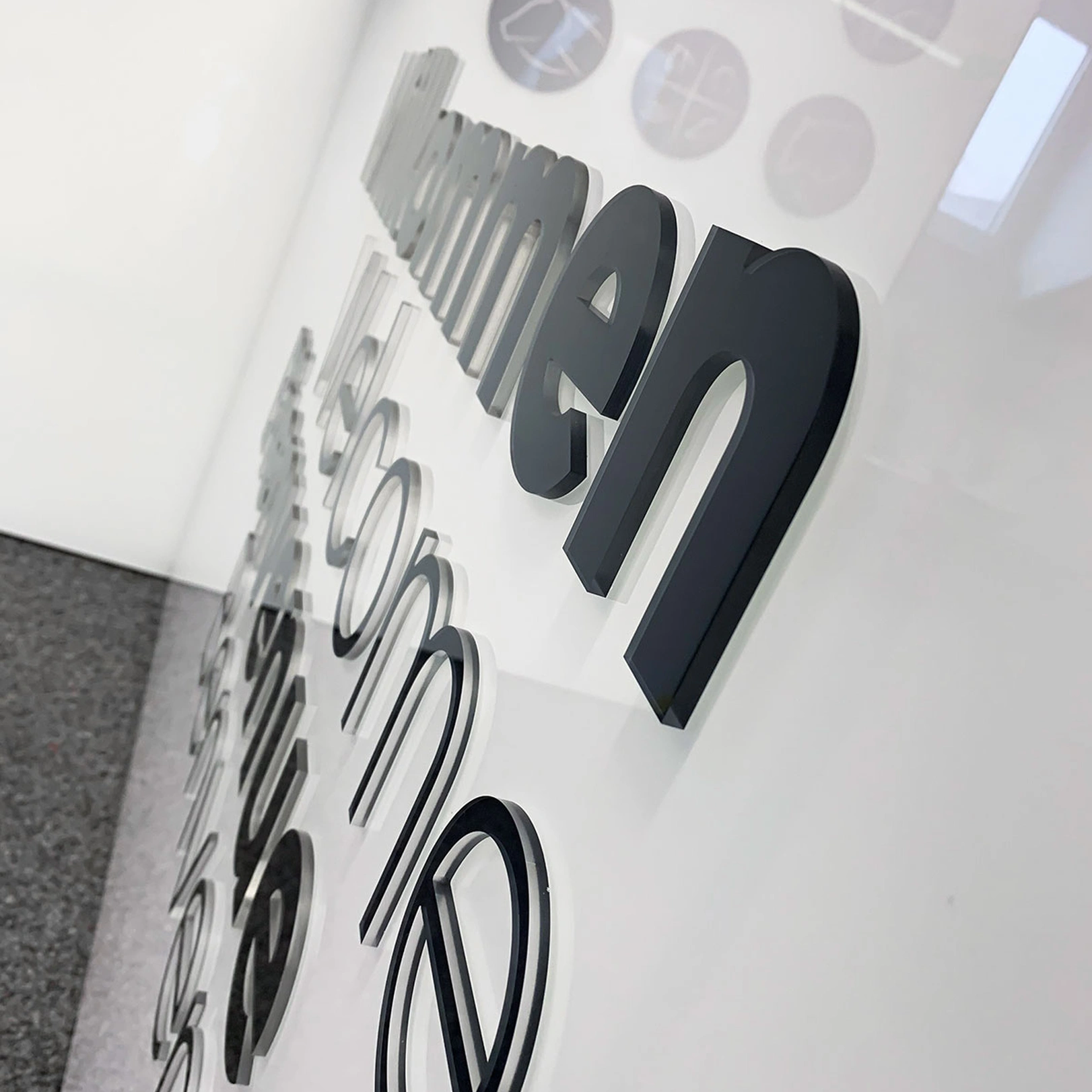 e621 - IMG_3787Swiss Equestrian_e621Werbeagentur_in_Bern_Realisiert_den_Umbau_der_Receoption_des_Schweizerischen_Pferdesporverbandes.jpg