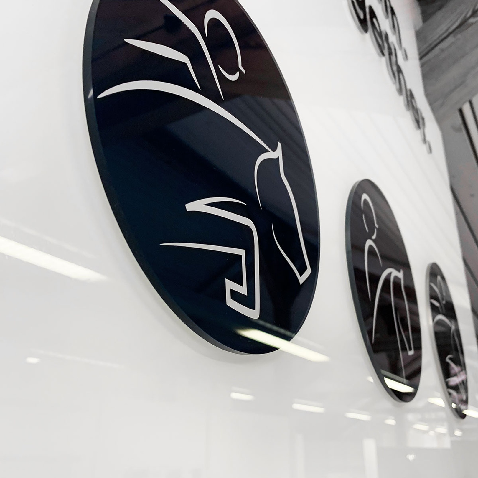 e621 - IMG_3788Swiss Equestrian_e621Werbeagentur_in_Bern_Realisiert_den_Umbau_der_Receoption_des_Schweizerischen_Pferdesporverbandes.jpg